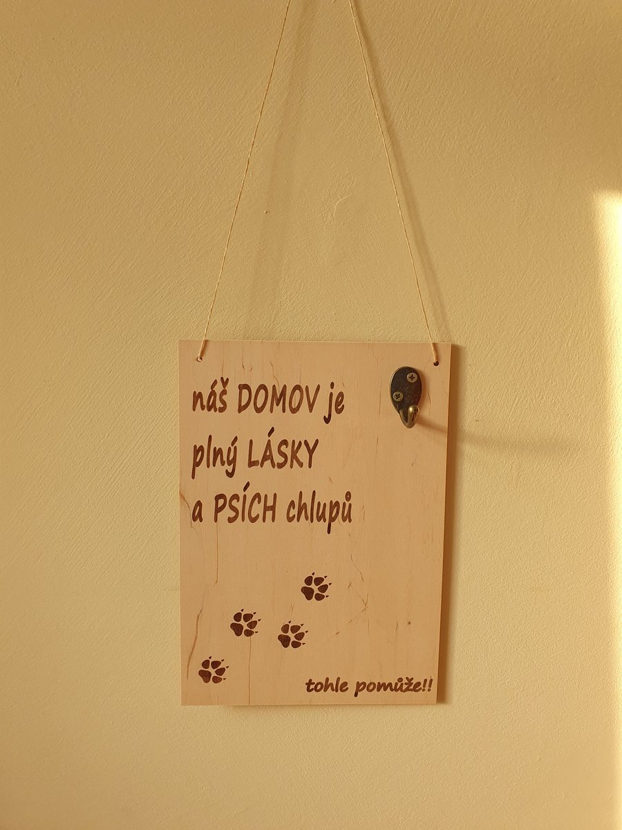 Ručně vyrobený dřevěná Věšák - Plný lásky a chlupů